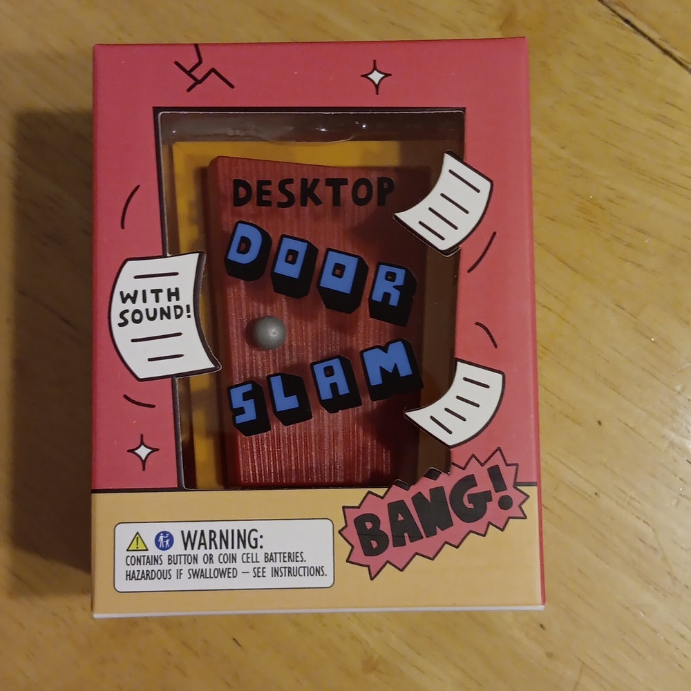 Desktop Door Slam 🚪 NWT